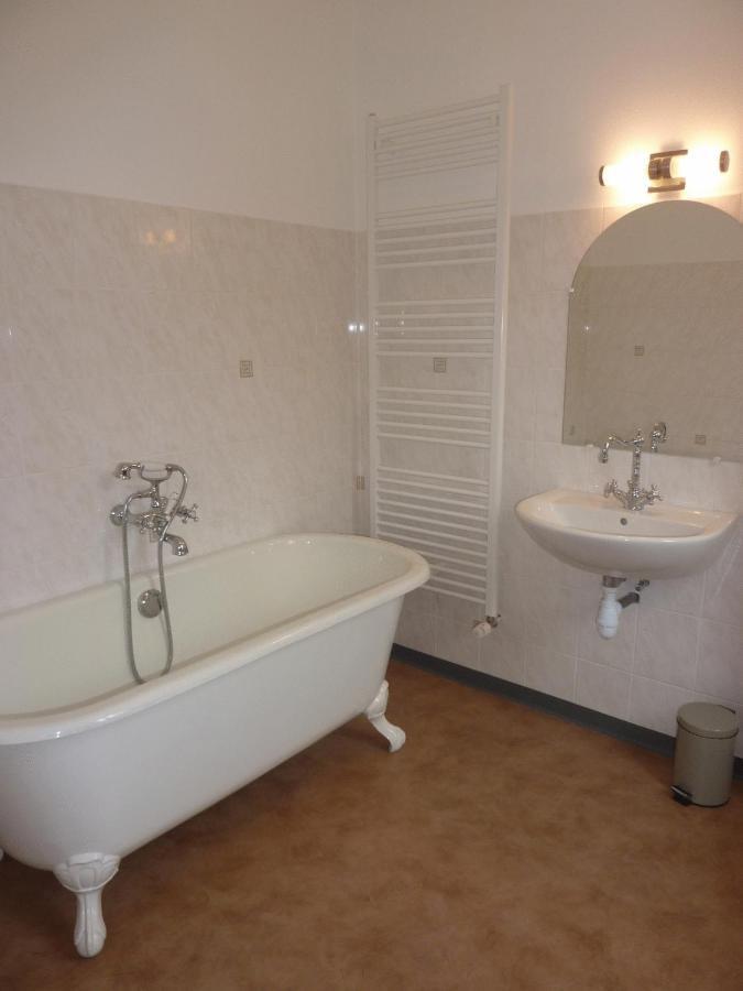 Vila Le Clos Belle Rose Haybes Exteriér fotografie
